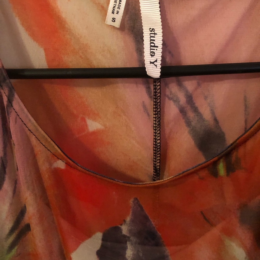 Multi Color patterned blouse - Picture 5 of 5